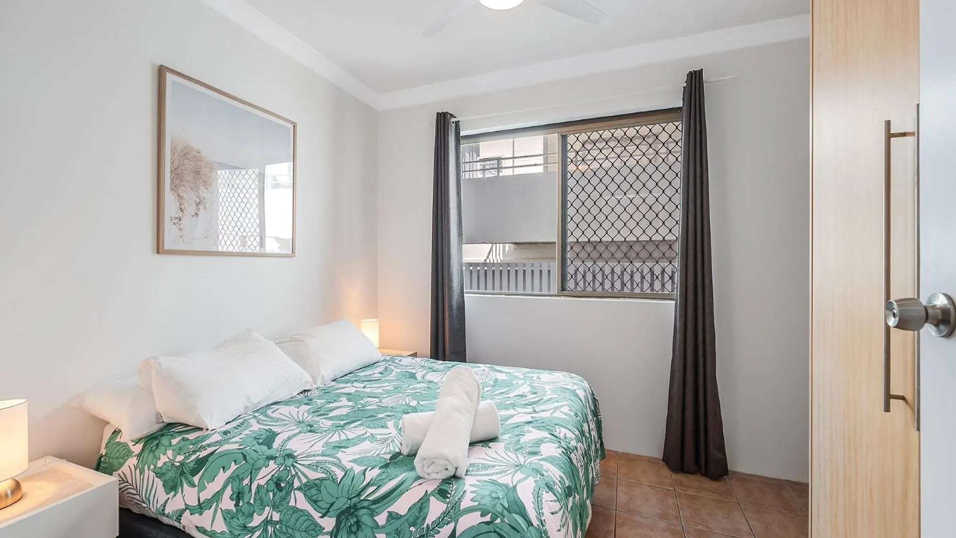 Surfside Six Unit 1 Bulcock Beach Qld Caloundra Apartment